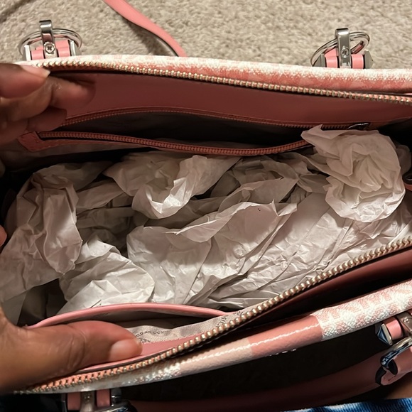 Michael kors medium handbag with strap - Picture 3 of 8